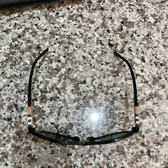 Burberry Sunglasses 🕶️ - Picture 7 of 11